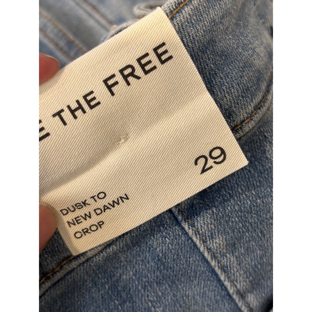 Free People We The Free Dusk to Dawn Crop Jeans 29 Blue Pintuck - Picture 4 of 6